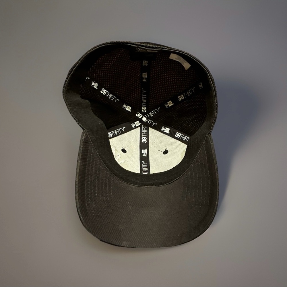 Woman’s Jeep Hand Wave Black Camo Hat - Picture 4 of 4